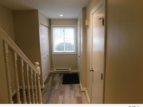 3rd image of 102 Highwood Dr
