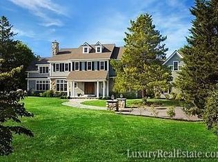 245 Powder Point Ave, Duxbury, MA 02332