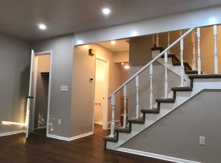 1045 Chambers Ct, Aurora, CO 80011