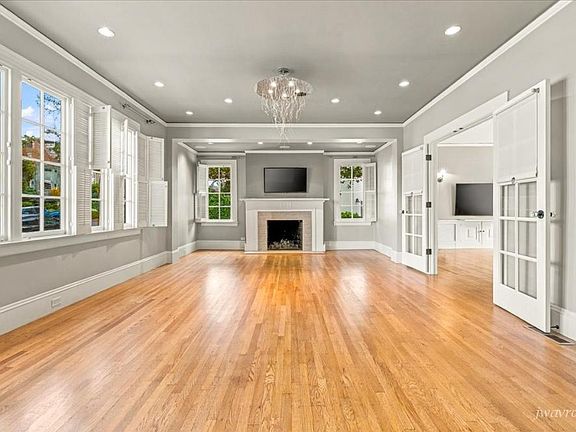 3rd image of 80 Terrace Dr