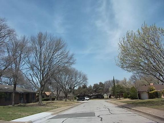 4th image of 239 Brookwood Dr