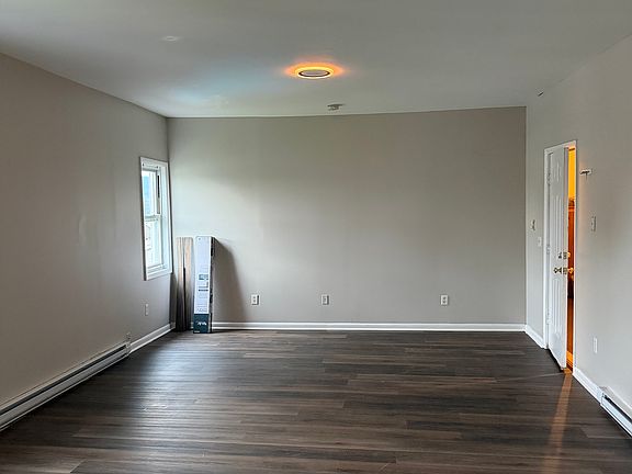 4th image of 2934 Birney Ave APT 3