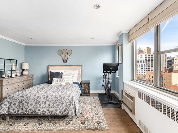 4th image of 32 Gramercy Park S APT 11C