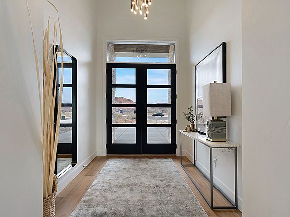 4th image of 335 S Tala Cir