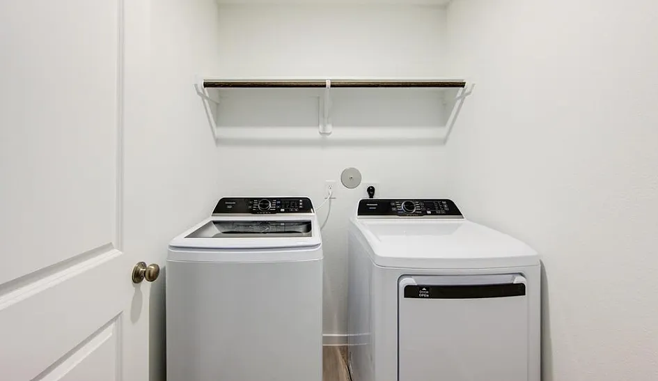 3 bed, 1474 sqft, $2,000 — Photo 3