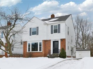 4408 Groveland Rd, University Heights, OH 44118