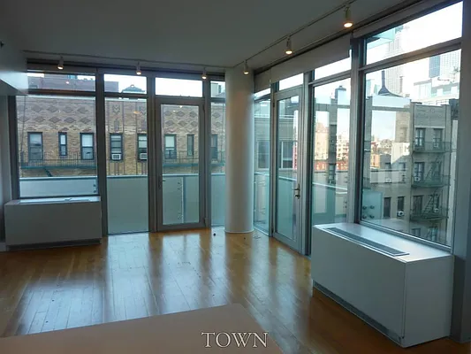 Rented by Town Residential | media 2