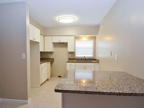5th image of 13940 Anona Heights Dr APT 38