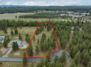 3517 E Elena Ln, Chattaroy, WA 99003