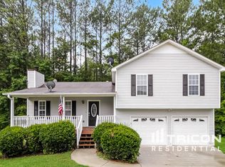 769 Newport Dr, Villa Rica, GA 30180