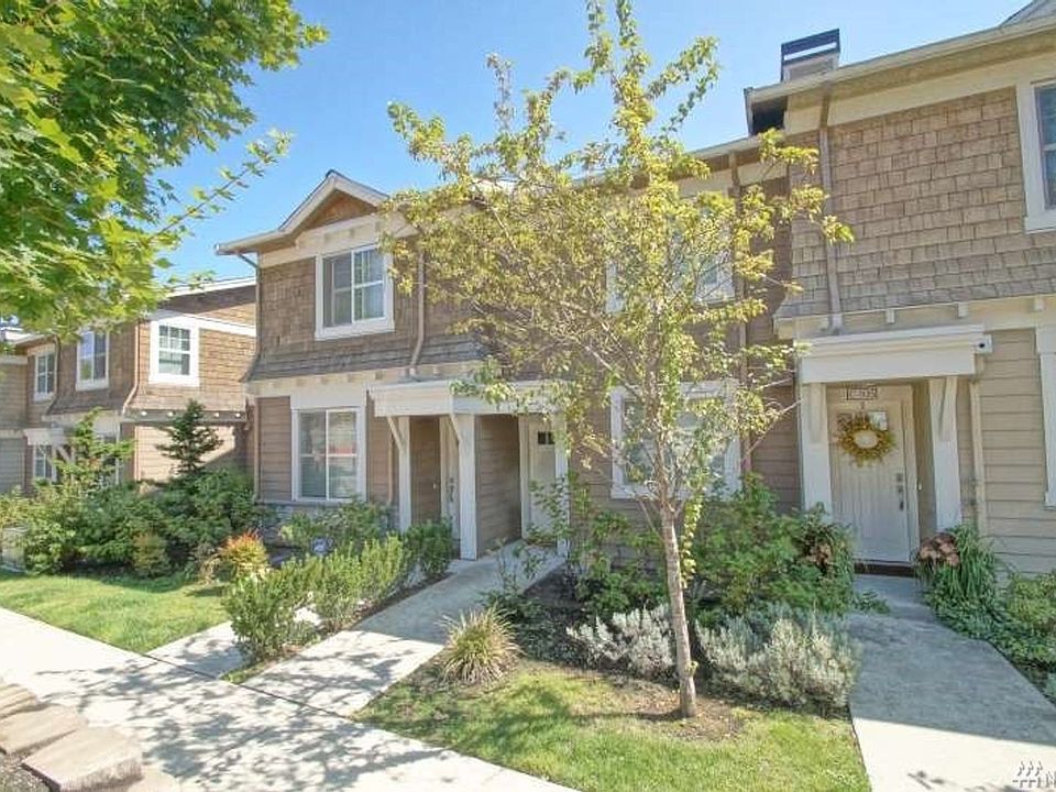 1st image of 7549 129th Pl SE Unit C106