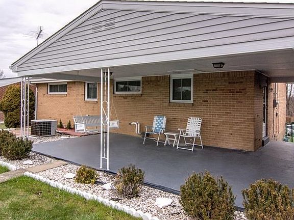 BEAUTIFUL, COVERED BACK PORCH, RECENTLY PAINTED