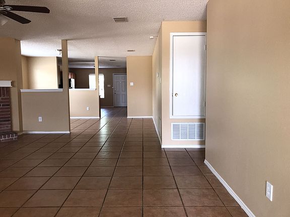 2nd image of 14711 Bridle Bend Dr