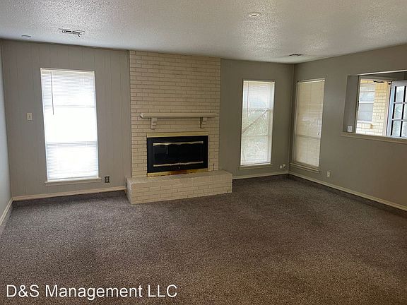 4th image of 4822 NW 26th St