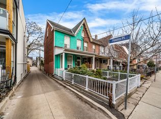 11 Foxley St, Toronto, ON M6J 1P9