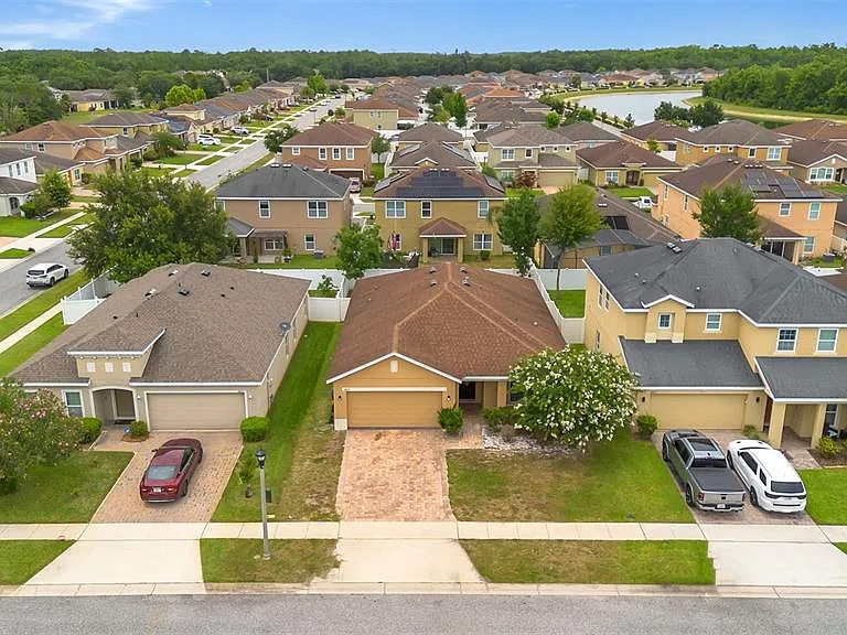 4729 Greycliff Prairie Dr — Photo 29
