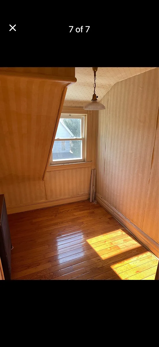 Building Photo - 78-32 81st St #3