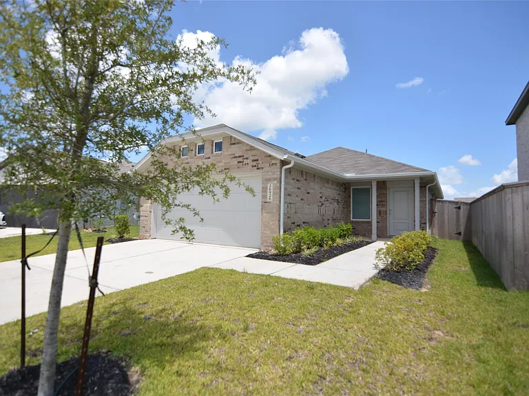 26926 Dalmatian Bellflower Dr — Photo 18