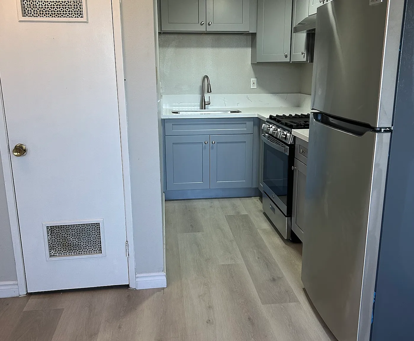 1 bed, 450 sqft, $1,590 — Photo 2
