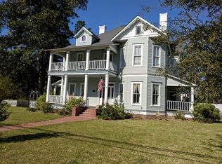 415 Gaskin Ave N, Douglas, GA 31533