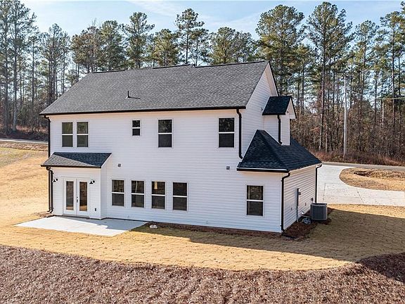 3rd image of 262 Corinth Five Points Rd