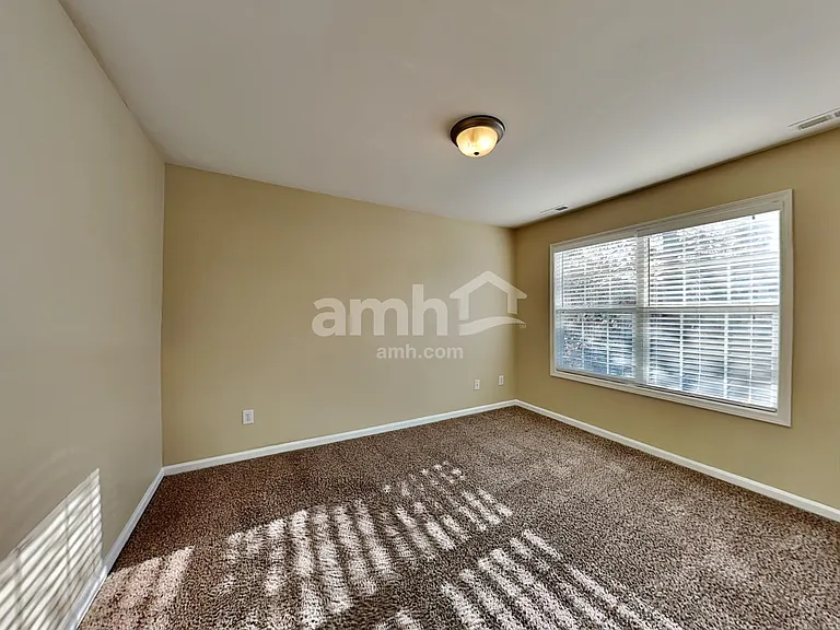 218 Spinel Ln — Photo 13