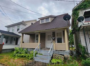 113 N 9th St, Stroudsburg, PA 18360