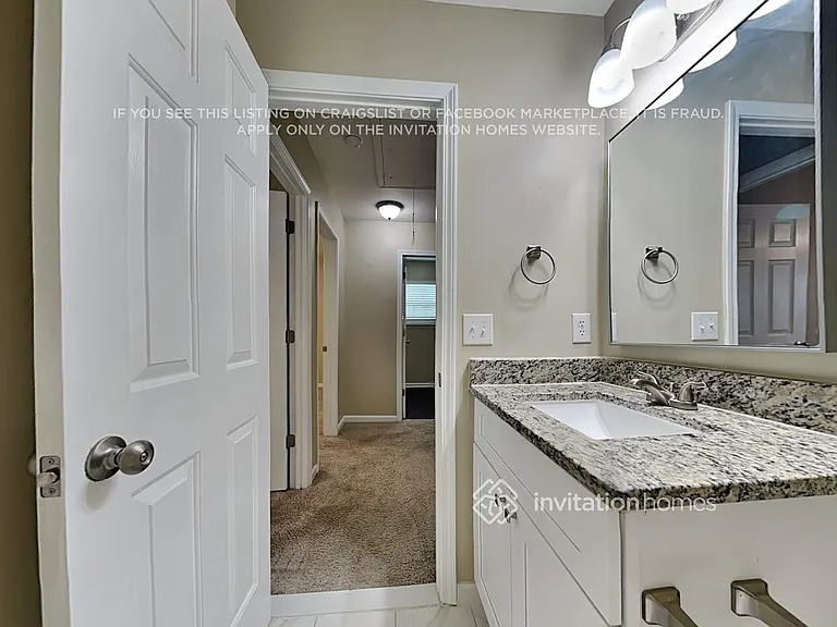 1924 Waters Trail Dr — Photo 16
