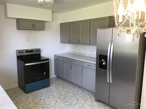 2nd image of 5069 Kenora Dr
