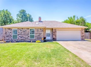 12504 SW 5th St, Yukon, OK 73099