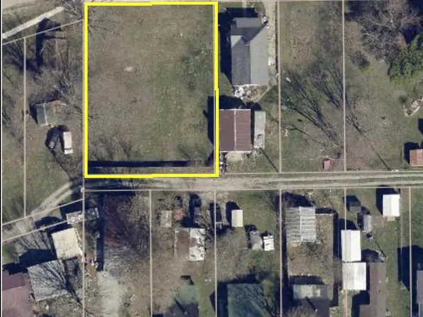 Grissom Ave, Mitchell, IN 47446