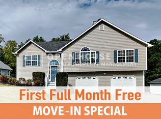 42 Oak Springs Ln, Dallas, GA 30132