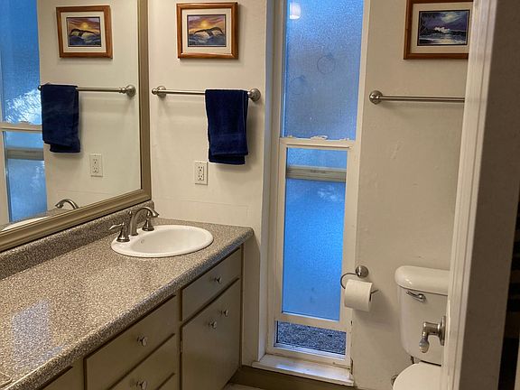 Shared tub/shower Bath