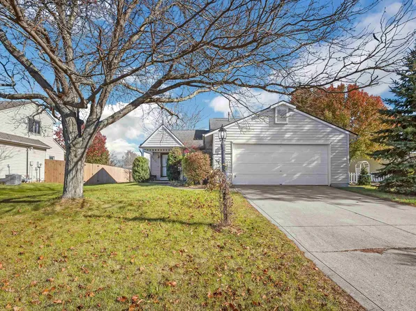 5631 Senna Ct, Fort Wayne, IN 46804