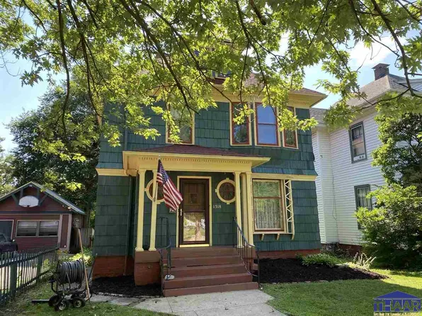 1318 S Center St, Terre Haute, IN 47802