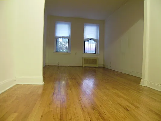 Rented by DSA Realty | media 23