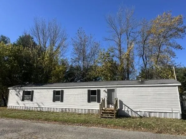 499 Augusta Road #18, Winslow, ME 04901