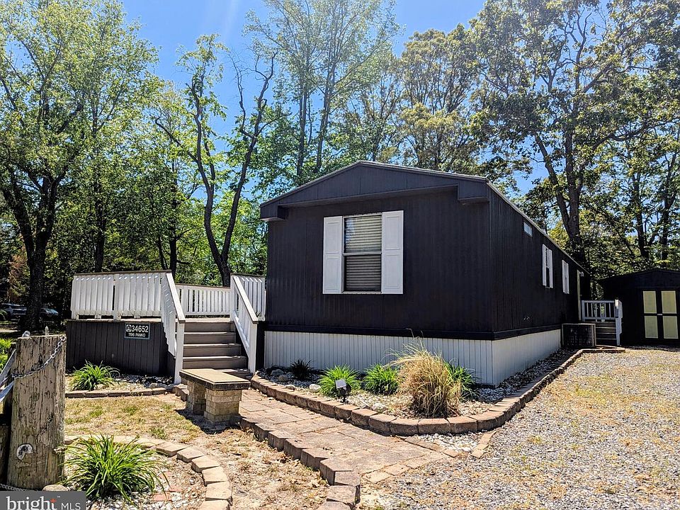 1st image of 34652 Crows Nest Ln