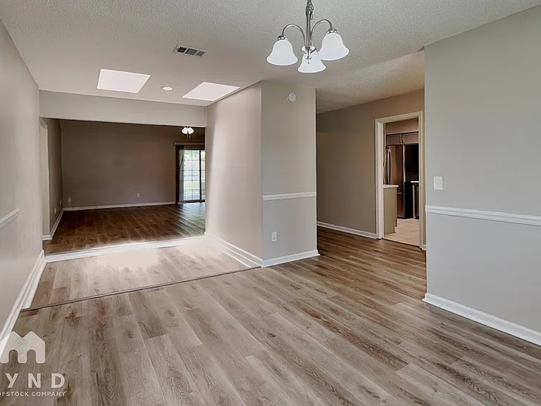 10958 Mandarin Station Dr E — Photo 4