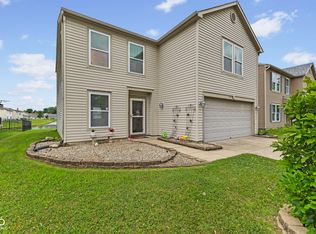 2230 Cedarmill Dr, Franklin, IN 46131