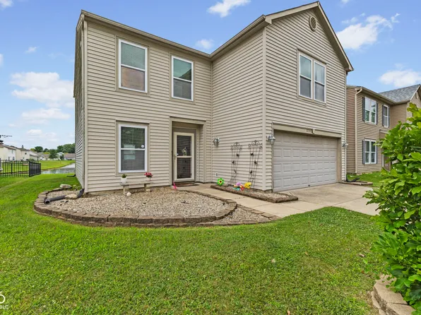 2230 Cedarmill Dr, Franklin, IN 46131