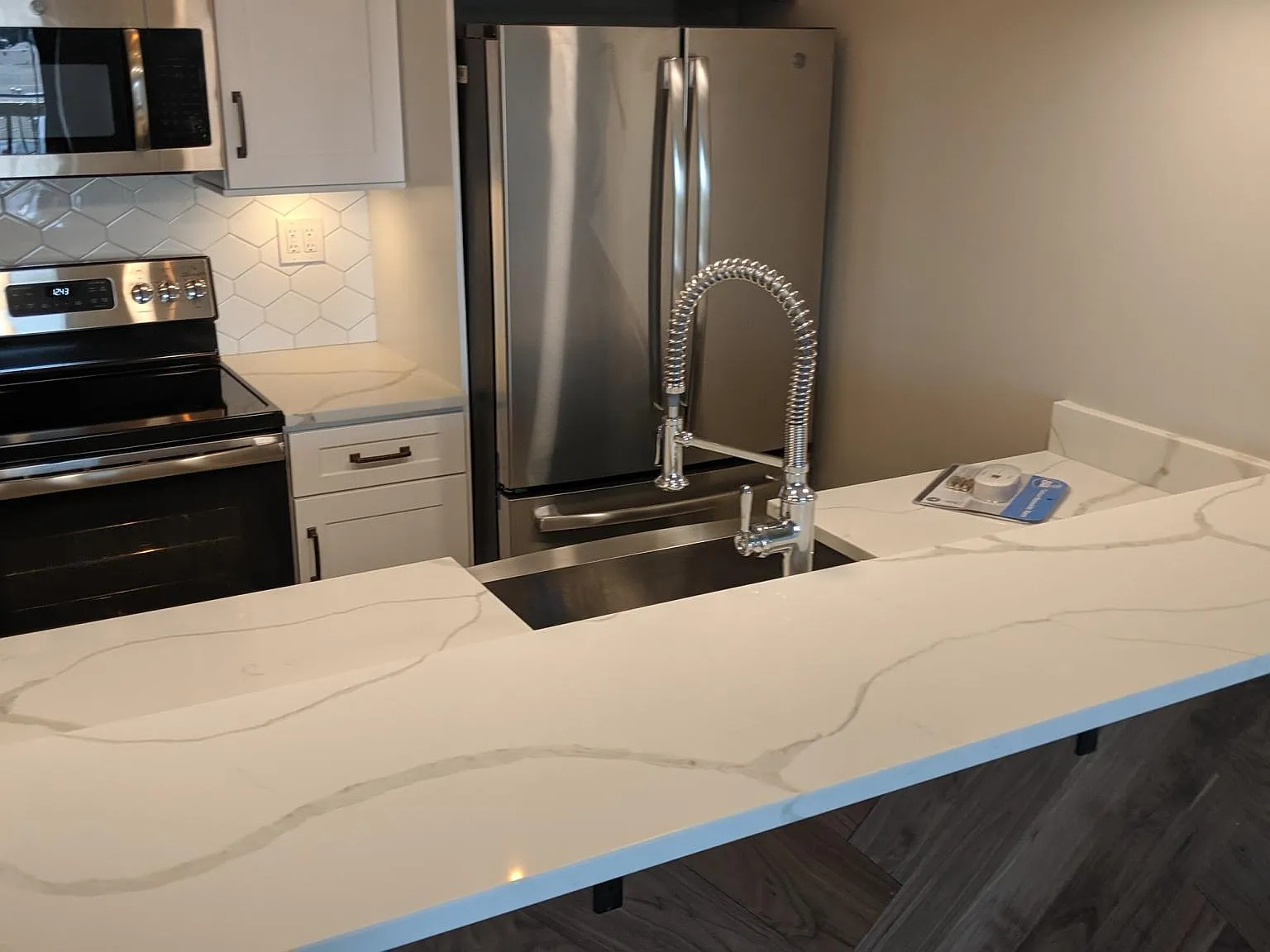 1 bed, 700 sqft, $3,500 — Photo 2