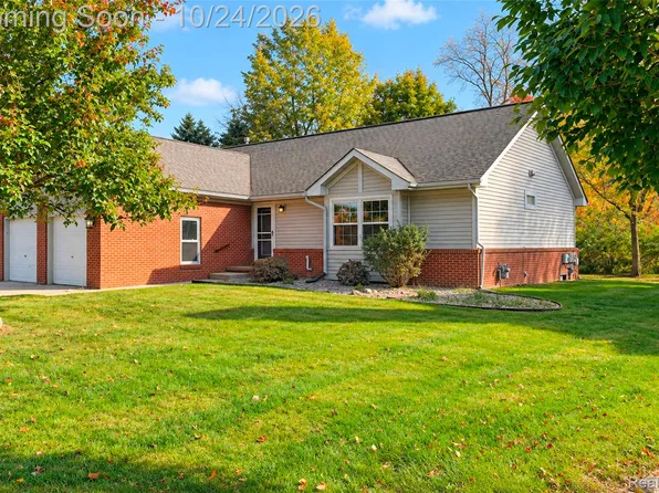 6015 Colony Park Dr, Ypsilanti, MI 48197