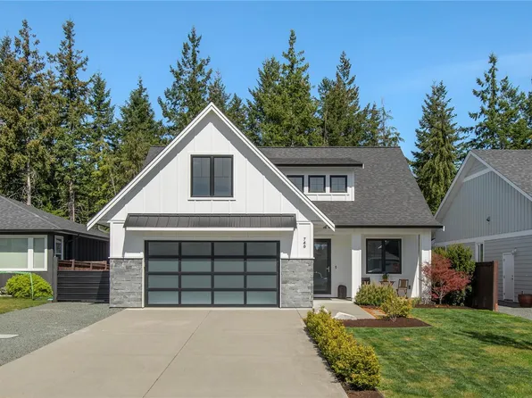 746 Salal St, Campbell River, BC V9H 0E6