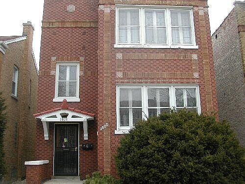 1st image of 1809 S Oak Park Ave