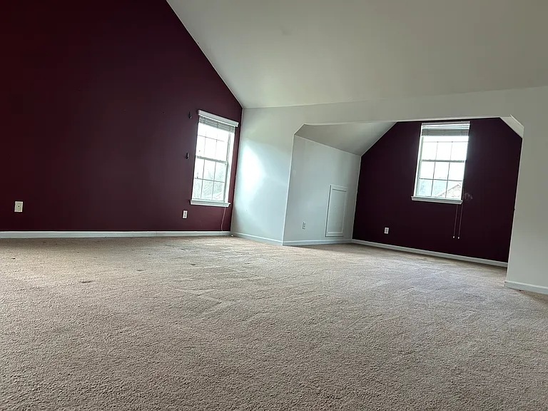 1040 Baltic Way — Photo 23