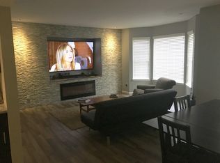 1091 Fleetwood Dr APT F, Northfield, OH 44067