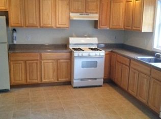 166-168 N 16th St #1, East Orange, NJ 07017