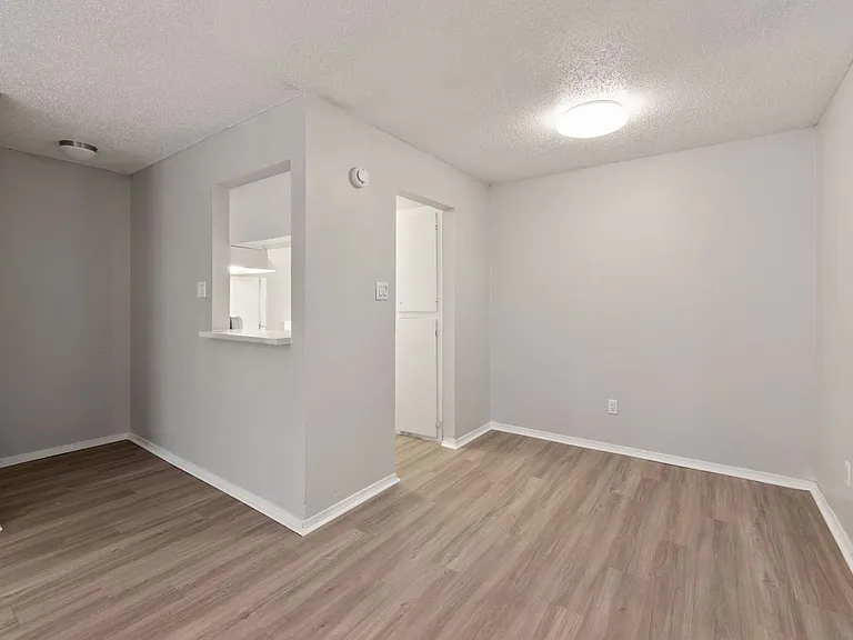 Magnolia Flats — Photo 45