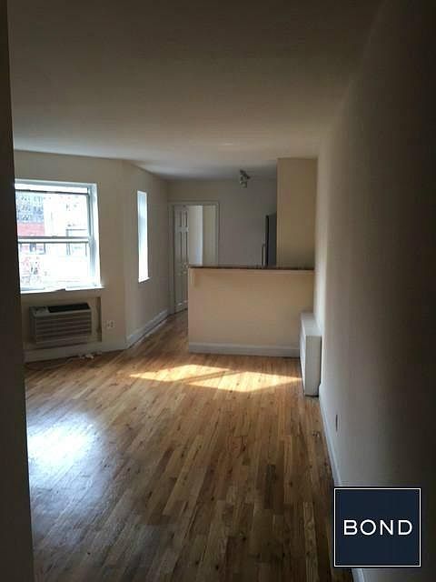 2nd image of 118 E 92nd St APT 4C
